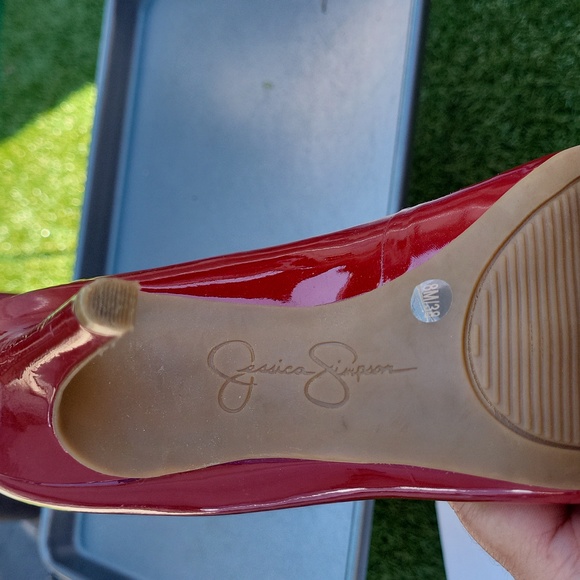 Jessica Simpson Patent leather heel - Picture 6 of 6